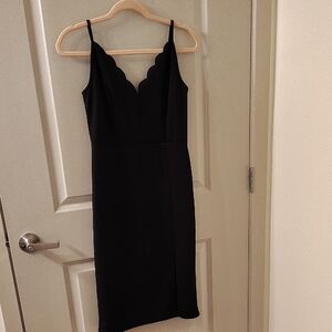 Socialite Elegant Black Scalloped Midi Dress